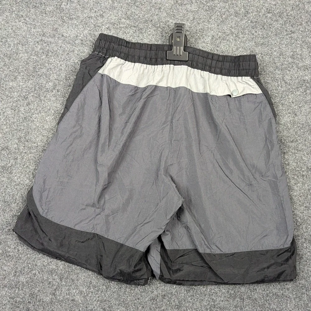 Nike Mens Colorblock Nylon Athletic Shorts Grey Black Mesh Lined Large FLAW